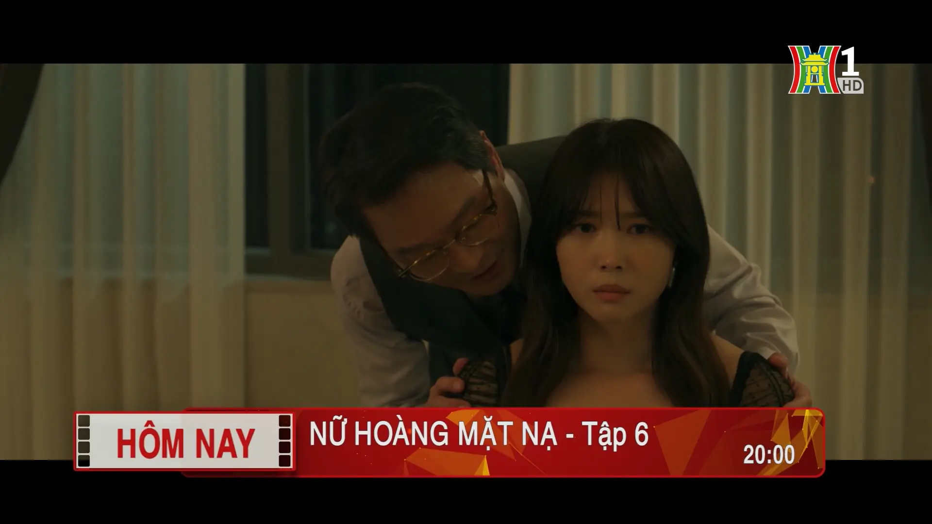 'Nữ hoàng mặt nạ' - Tập 6: Lợi dụng